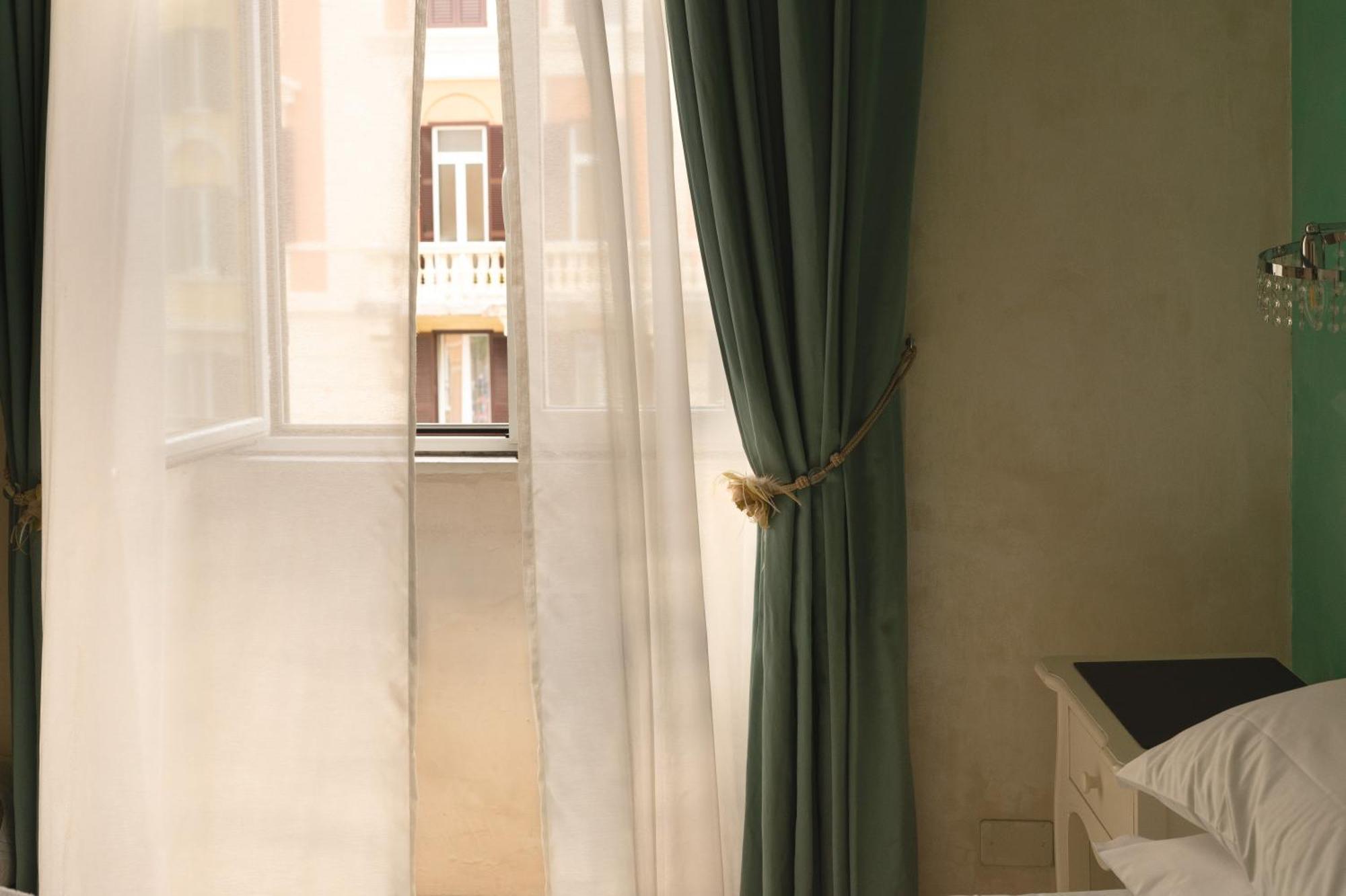 ローマ Domus Premuda Bed & Breakfast エクステリア 写真
